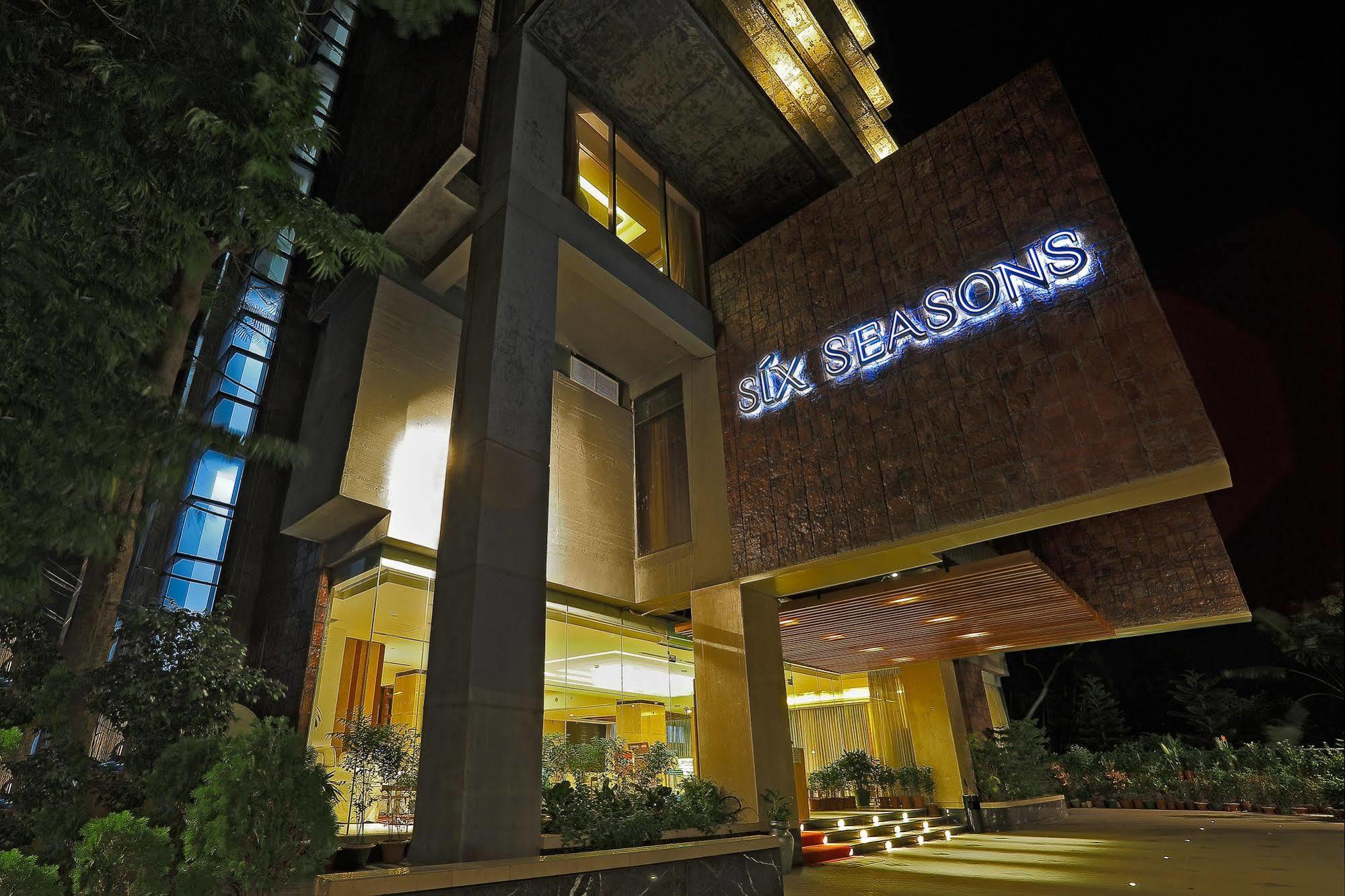 Six Seasons Hotel Dhaka Extérieur photo